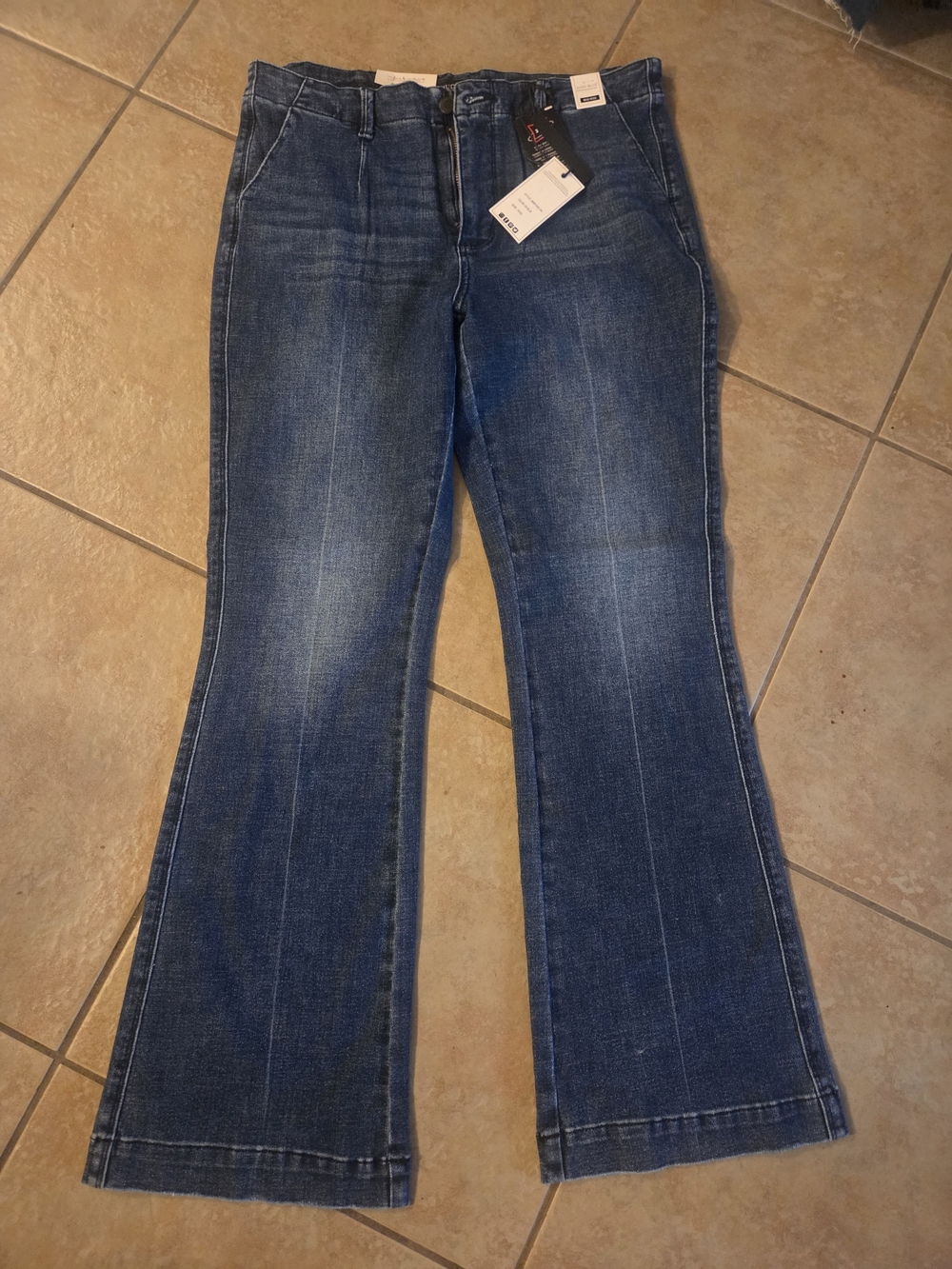Judy Blue Women’s Dark Blue Flared Jeans